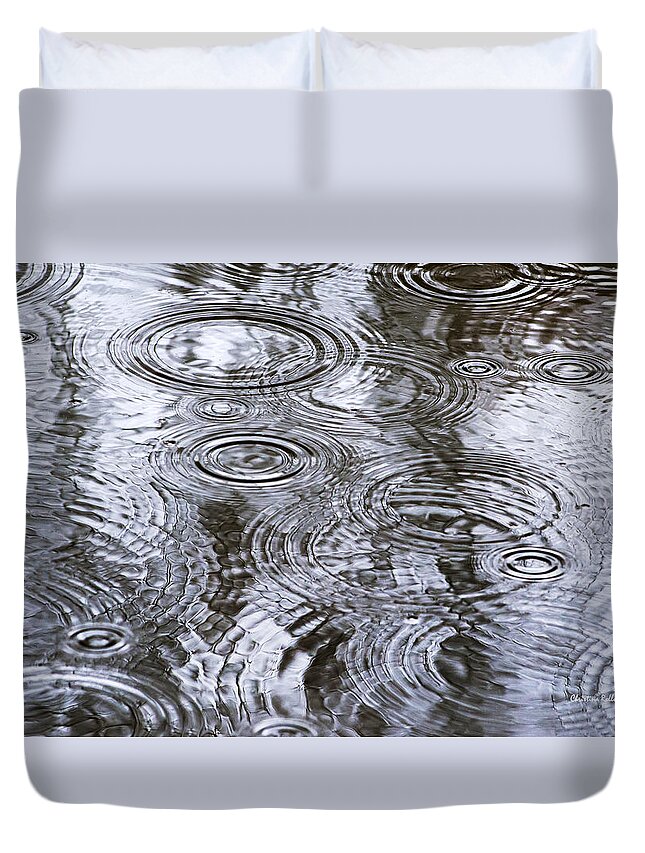 Water Duvet Cover featuring the photograph Abstract Raindrops by Christina Rollo