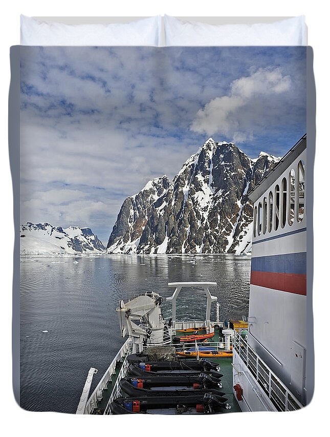 Festblues Duvet Cover featuring the photograph Adventure in the South... by Nina Stavlund
