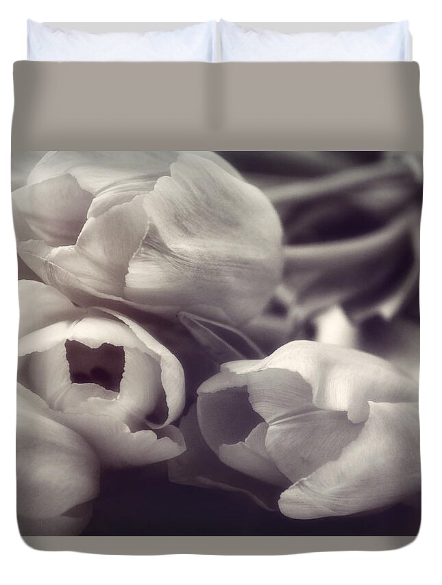 Floral Duvet Cover featuring the photograph Afternoon Delight by Darlene Kwiatkowski