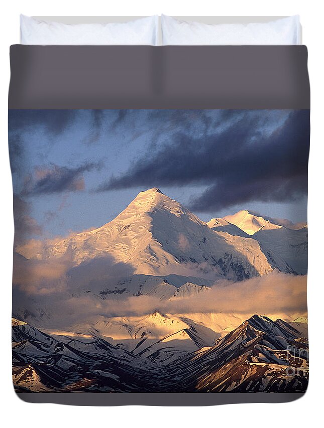 00340723 Duvet Cover featuring the photograph Alaska Range Morning by Yva Momatiuk John Eastcott