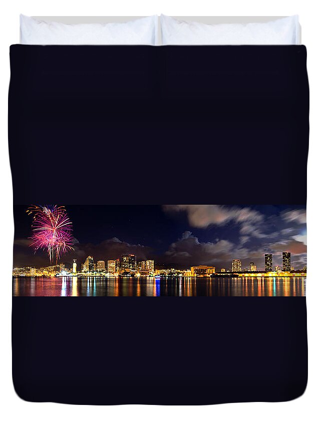 Fireworks Duvet Cover featuring the photograph Aloha Fireworks by Jason Chu