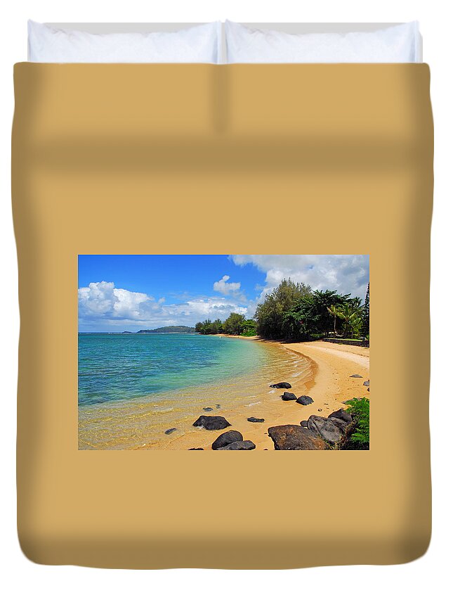 Anini Beach Duvet Cover featuring the photograph Anini Beach by Lynn Bauer
