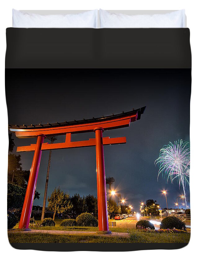 Fireworks Fire Year Celebration Work Holiday Celebrate Christmas Night Explosion Colourful New Colours Happy Festival Background Event Explode Bright Party Anniversary Festive Abstract Fun Light Sky Beatiful Salute July Day Duvet Cover featuring the photograph Asian Fireworks by John Swartz