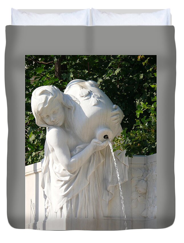 Empress Elisabeth Duvet Cover featuring the photograph At Elisabeth Fountain by Evelyn Tambour