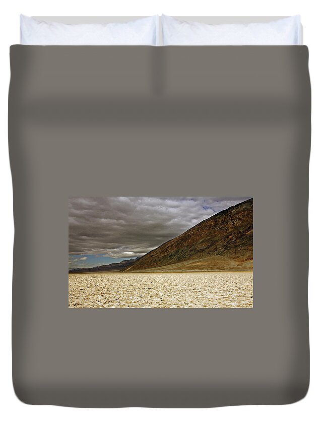 Badwater Basin Duvet Cover featuring the photograph Badwater Basin #2 by Stuart Litoff