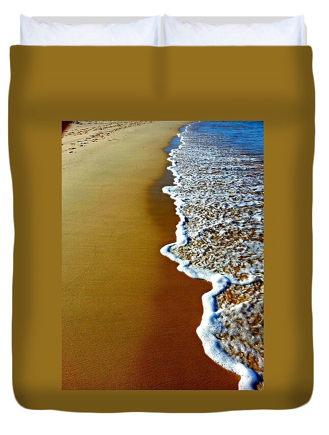 Tranquility Duvet Cover featuring the photograph Bar Beach Narooma by Mark Thompson