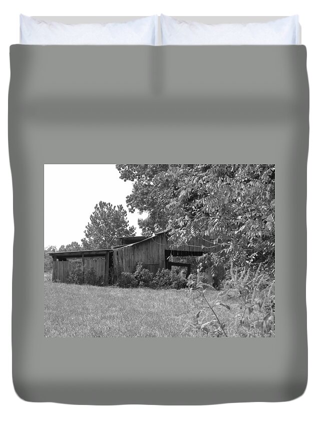 Barn Duvet Cover featuring the photograph Barn by Beth Vincent