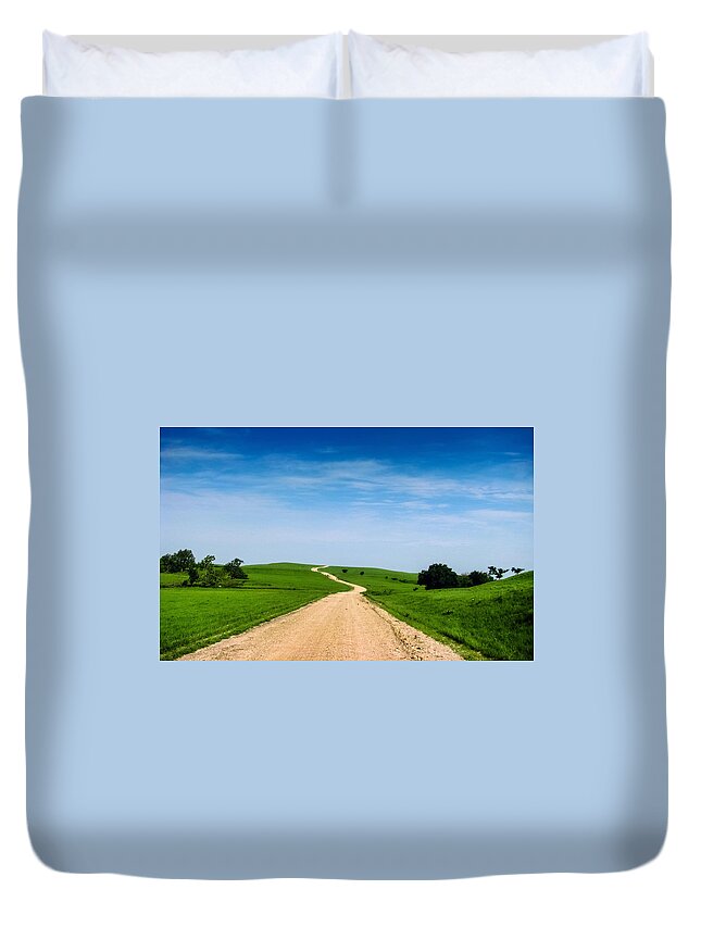 Gravel Duvet Cover featuring the photograph Battle Creek Road from the saddle by Eric Benjamin