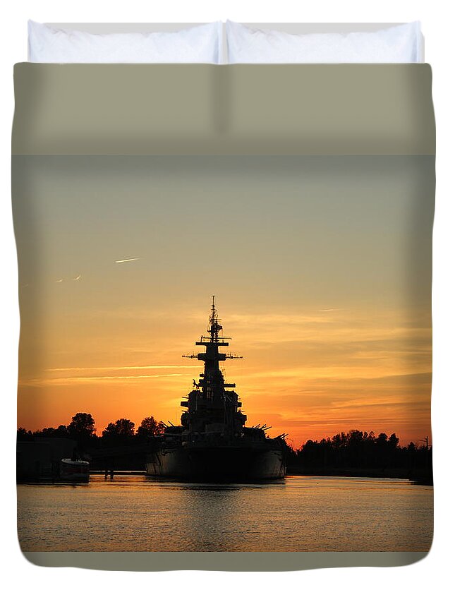 Battleship Duvet Cover featuring the photograph Battleship At Sunset by Cynthia Guinn