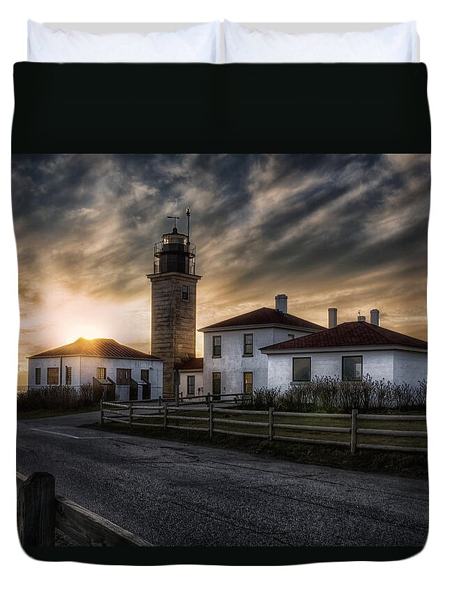 Joan Carroll Duvet Cover featuring the photograph Beavertail Lighthouse Sunset by Joan Carroll