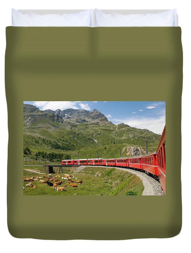 Curve Duvet Cover featuring the photograph Bernina Express by Patrickhutter