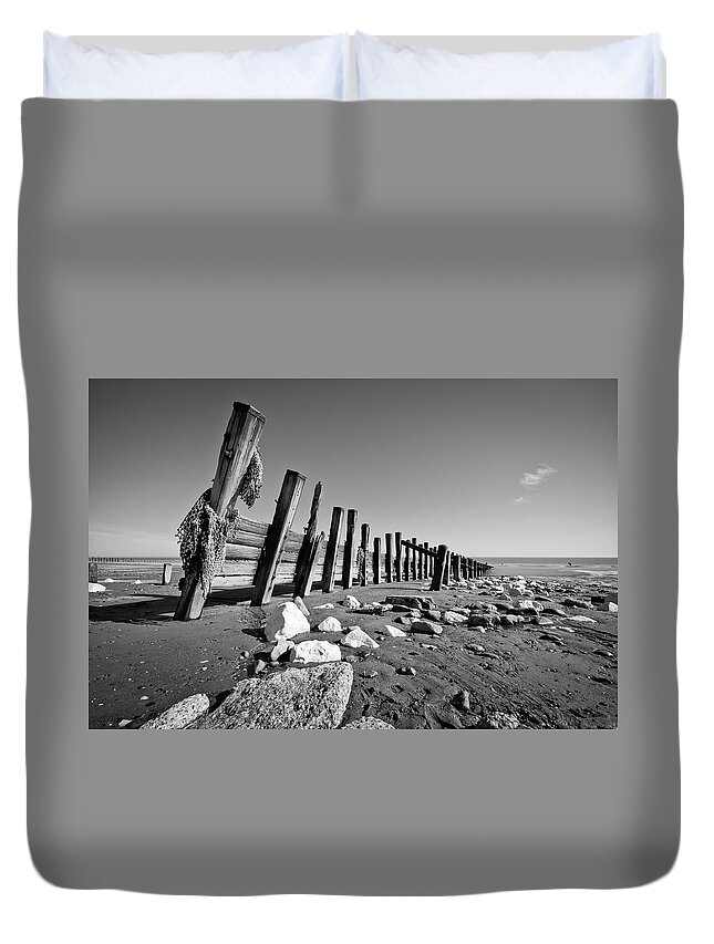 Scenics Duvet Cover featuring the photograph Black And White Beach With Rocks And by Billy Richards Photography
