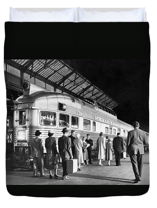 1950 Duvet Cover featuring the photograph Boarding The California Zephyr by Underwood Archives