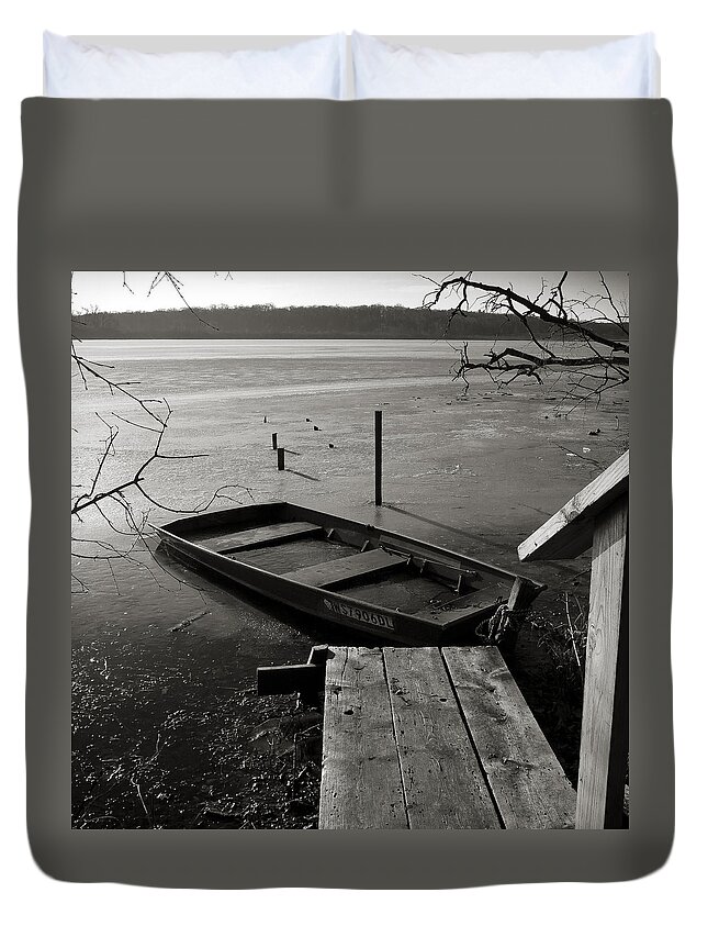 Wingra Duvet Cover featuring the photograph Boat in Ice - Lake Wingra - Madison - WI by Steven Ralser