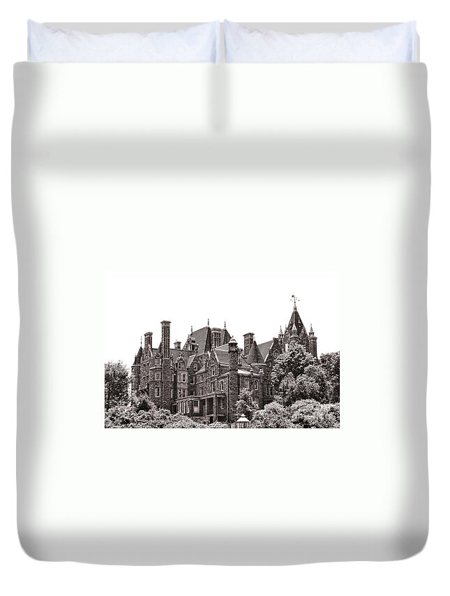 Boldt Castle Duvet Cover featuring the photograph Boldt Castle by Olivier Le Queinec