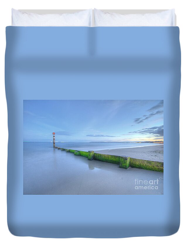 Yhun Suarez Duvet Cover featuring the photograph Bournemouth Beach Sunset by Yhun Suarez