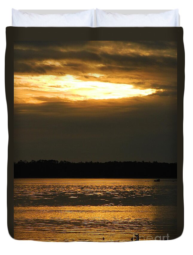 Nature Duvet Cover featuring the photograph Bright Peacefulness by Gallery Of Hope 