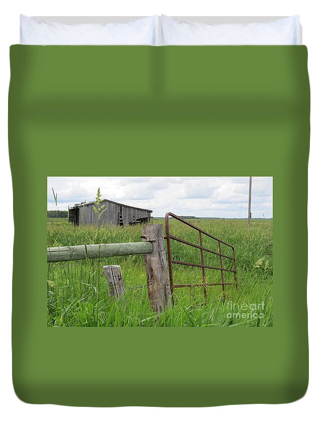 Prairie Duvet Cover featuring the photograph Broken Down by Mary Mikawoz