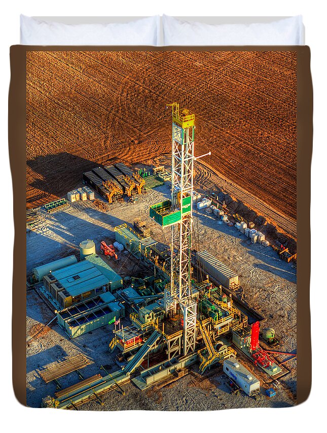 Oil Rig Duvet Cover featuring the photograph Cac001-4 by Cooper Ross