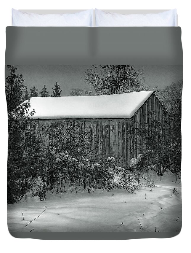 Cana Island Duvet Cover featuring the photograph Cana Island Barn by Joan Carroll