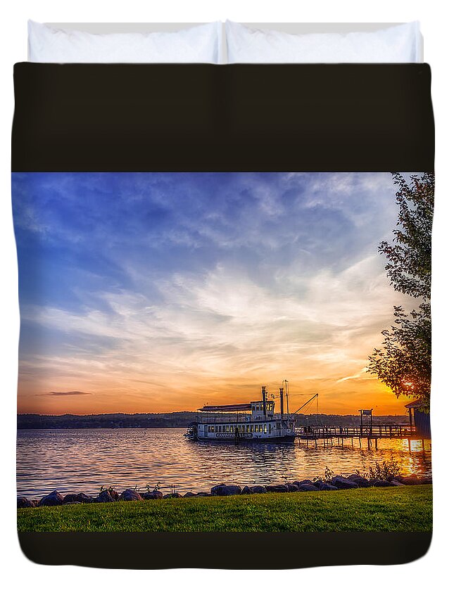 Canandaigua Lady Duvet Cover featuring the photograph Canandaigua Lady by Mark Papke