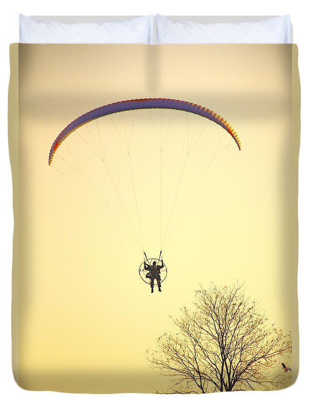 Paragliding Duvet Cover featuring the photograph Careful Of That Tree by Karol Livote