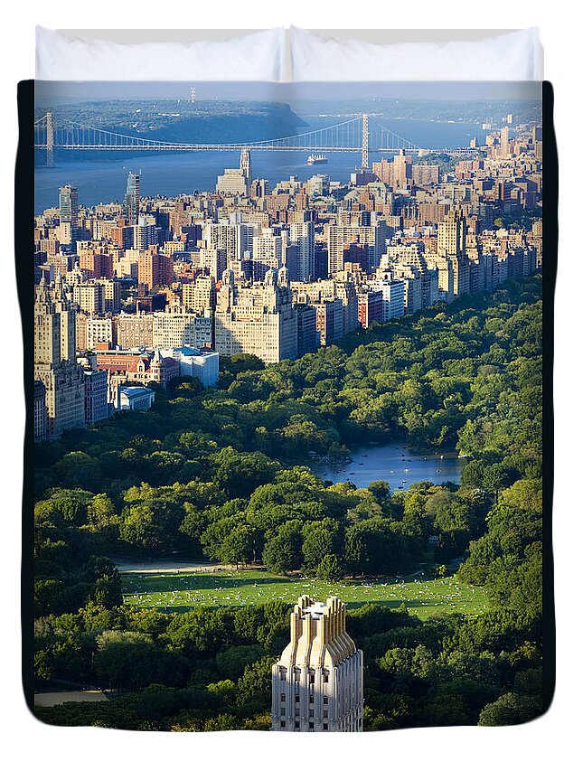 New York Duvet Cover featuring the photograph Central Park II by Brian Jannsen