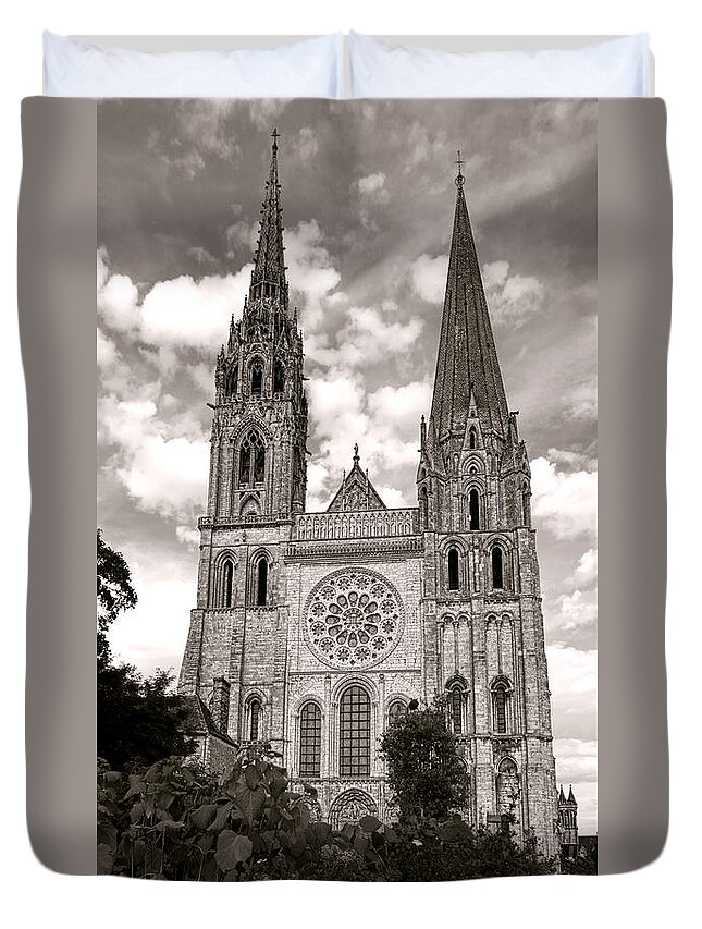 France Duvet Cover featuring the photograph Chartres Cathedral by Olivier Le Queinec