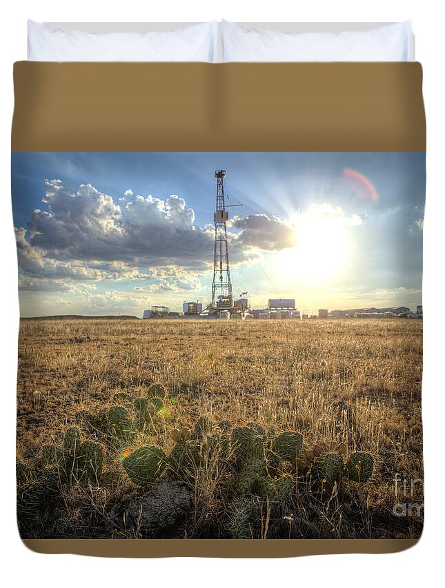 Oil Rig Duvet Cover featuring the photograph Cim001-25 by Cooper Ross