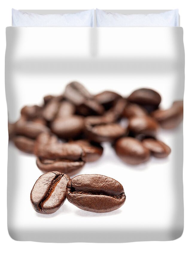 White Background Duvet Cover featuring the photograph Coffe Beans by Daniel Sambraus