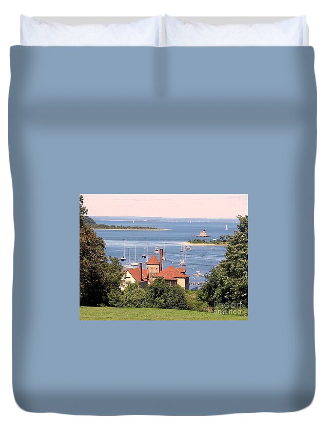 Coindre Hall Duvet Cover featuring the photograph Coindre Hall Boathouse by Ed Weidman