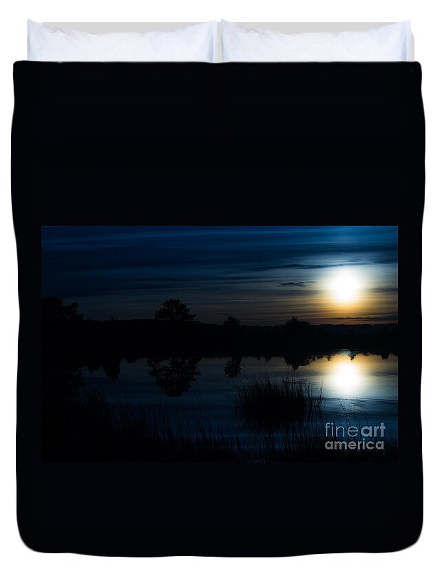 Winter Duvet Cover featuring the photograph Cold Winter Morning by Angela DeFrias