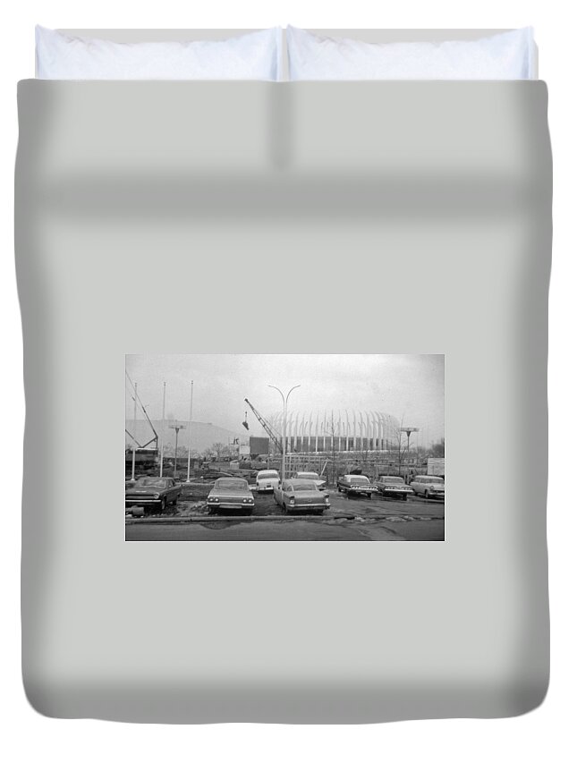 Construction Duvet Cover featuring the photograph Construction of the Ford Rotunda by John Schneider