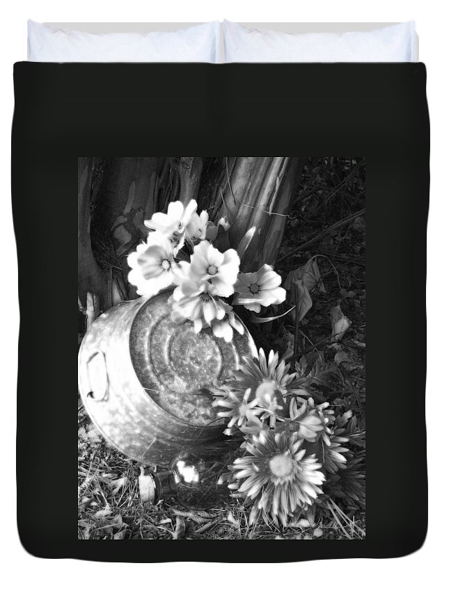 Flower Duvet Cover featuring the photograph Country Summer - BW 03 by Pamela Critchlow