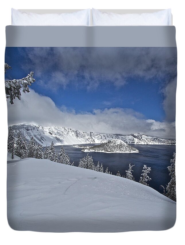 Crater Duvet Cover featuring the photograph Crater Lake/ Wizard Island by Todd Kreuter