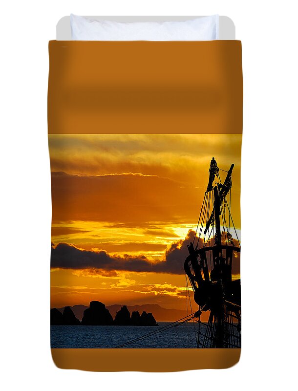 Saling Duvet Cover featuring the photograph Crows Nest Silhouette on Newfoundland Coast by Les Palenik