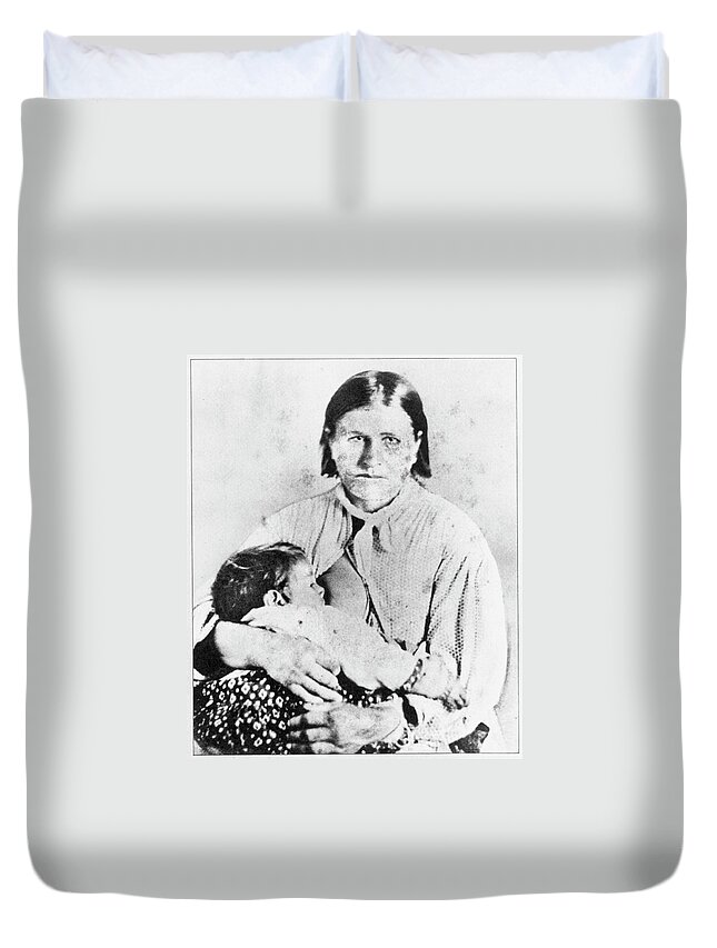 19th Century Duvet Cover featuring the photograph Cynthia Ann Parker by Granger