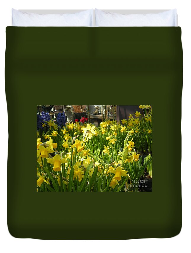 Yellow Daffodoils Duvet Cover featuring the photograph Daffidoils by Kim Prowse