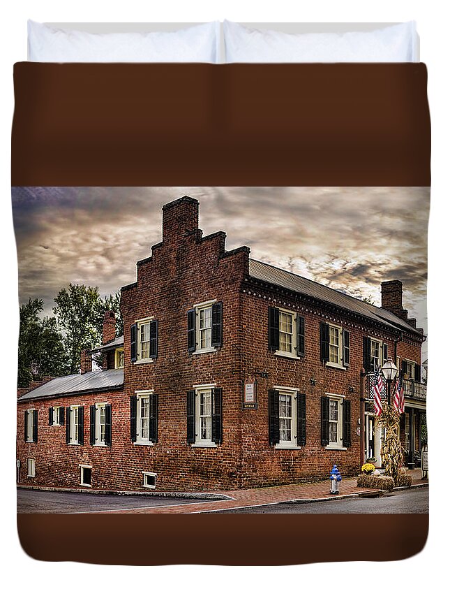 Blair-moore House Duvet Cover featuring the photograph Dramatic by Heather Applegate