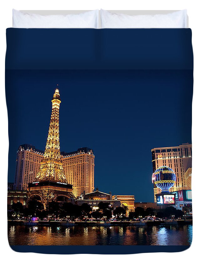Las Vegas Replica Eiffel Tower Duvet Cover featuring the photograph Eiffel Tower At The Paris Hotel In Las by Mitch Diamond