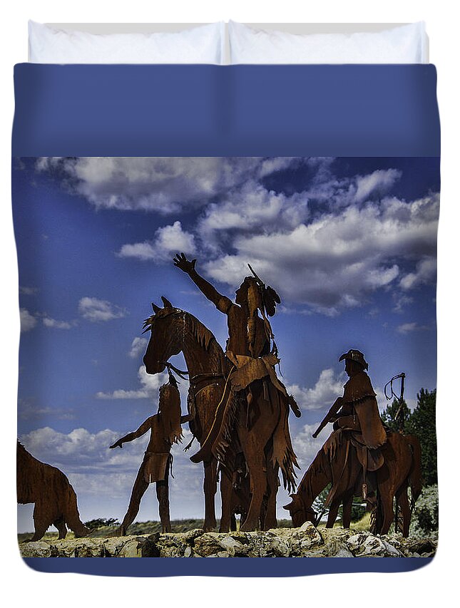 Lewiston Idaho Duvet Cover featuring the photograph Entrance to Lewiston ID by Ron Roberts