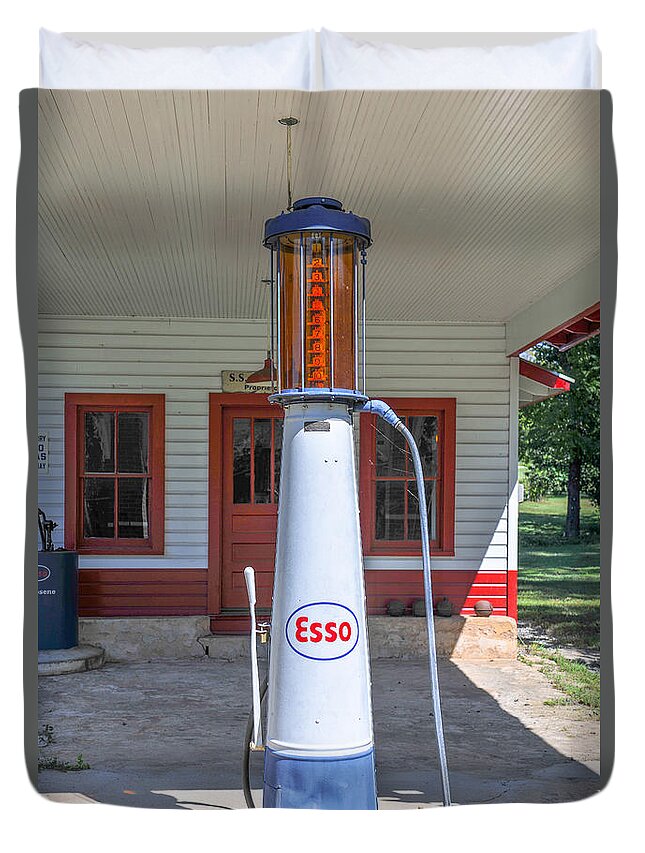 Esso Station Duvet Cover featuring the photograph Esso Gas Pump by Dale Powell