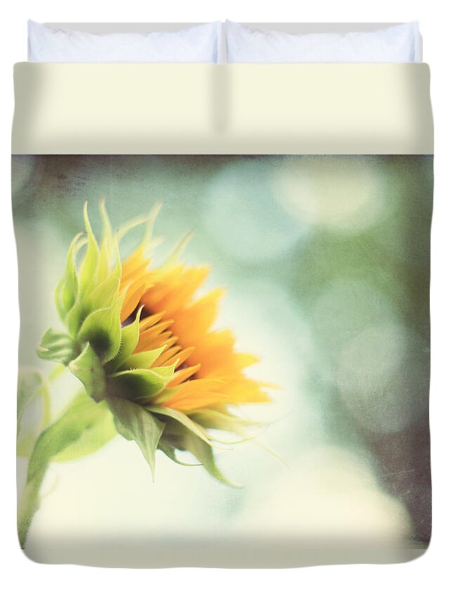 Sunflower Duvet Cover featuring the photograph Eternal Optimist by Amy Tyler
