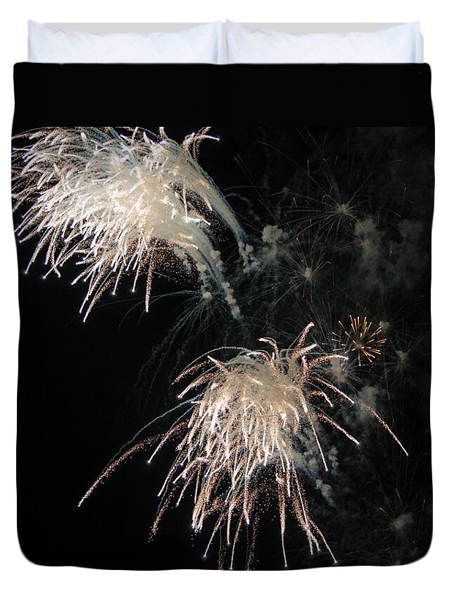 Fireworks Duvet Cover featuring the photograph Fireworks 3 by Susan McMenamin