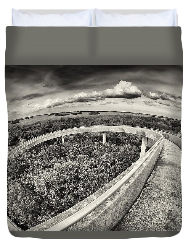 Everglades Duvet Cover featuring the photograph Florida Everglades by Raul Rodriguez