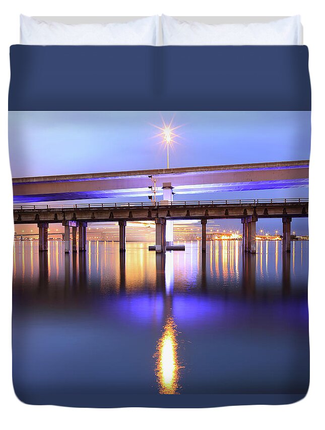 Scenics Duvet Cover featuring the photograph Florida Miami by Shunyufan