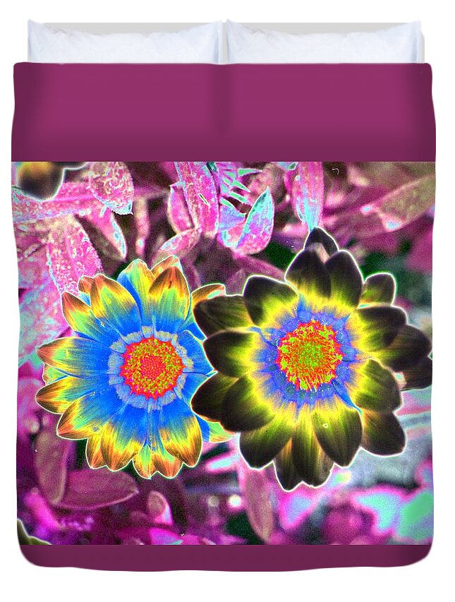 Flower Duvet Cover featuring the photograph Flower Power 1453 by Pamela Critchlow