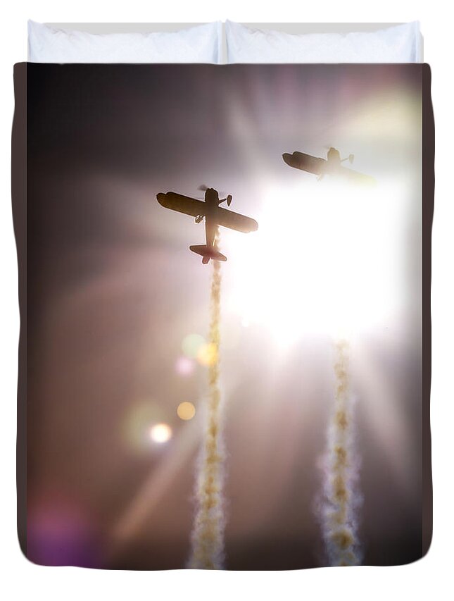 Wingwalkers Duvet Cover featuring the photograph Flying To The Sunshine by Ang El
