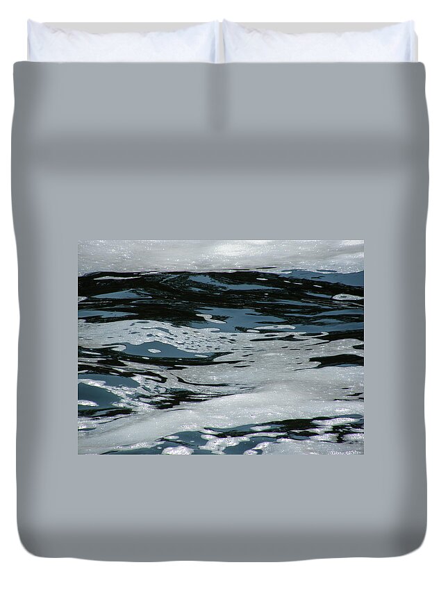 Water Duvet Cover featuring the photograph Foam on Water by Lynn Hansen