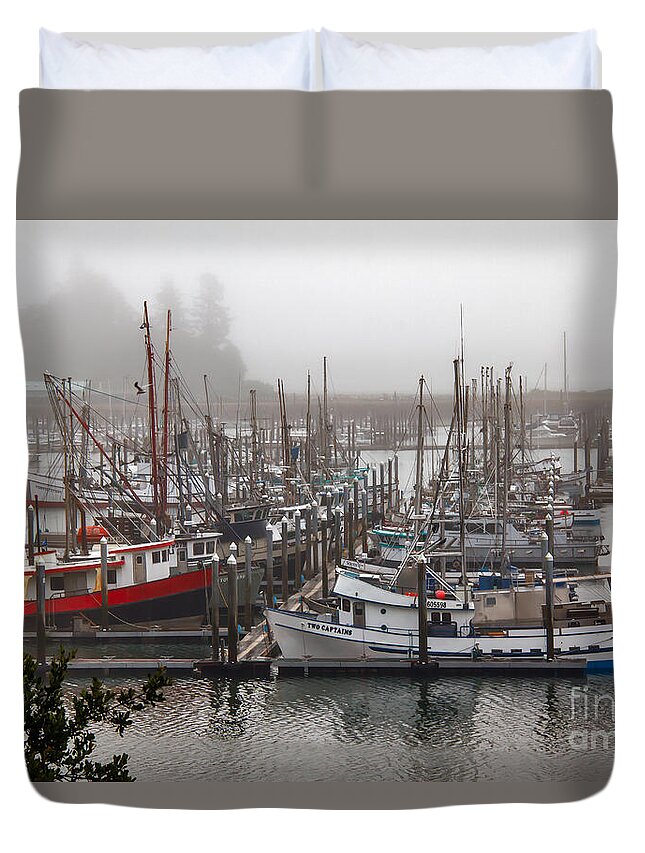 Ilwaco Duvet Cover featuring the photograph Foggy Ilwaco Port by Robert Bales